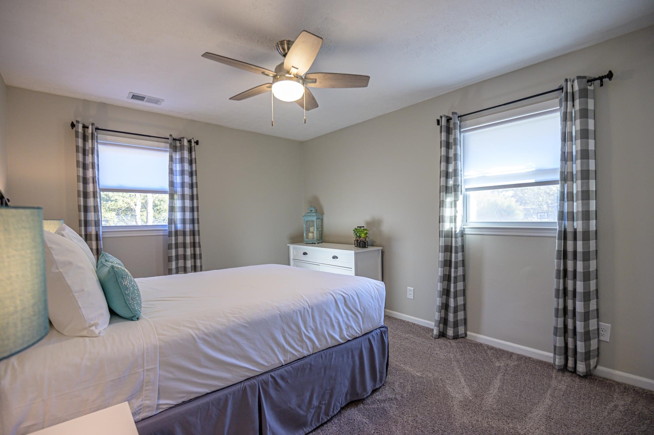 941 Pine Manor Marietta GA 30066