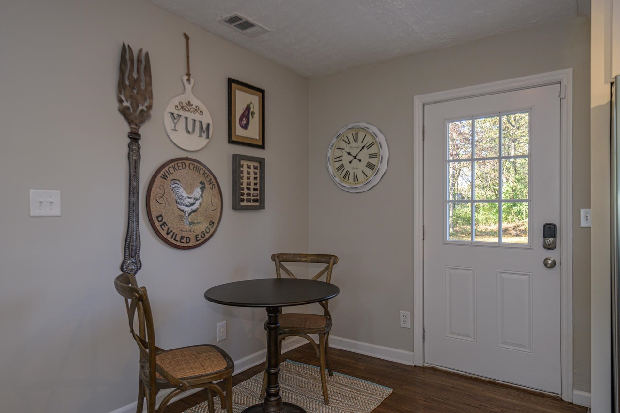 941 Pine Manor Marietta GA 30066