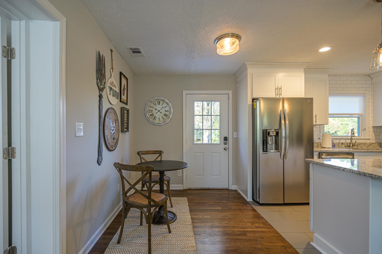 941 Pine Manor Marietta GA 30066